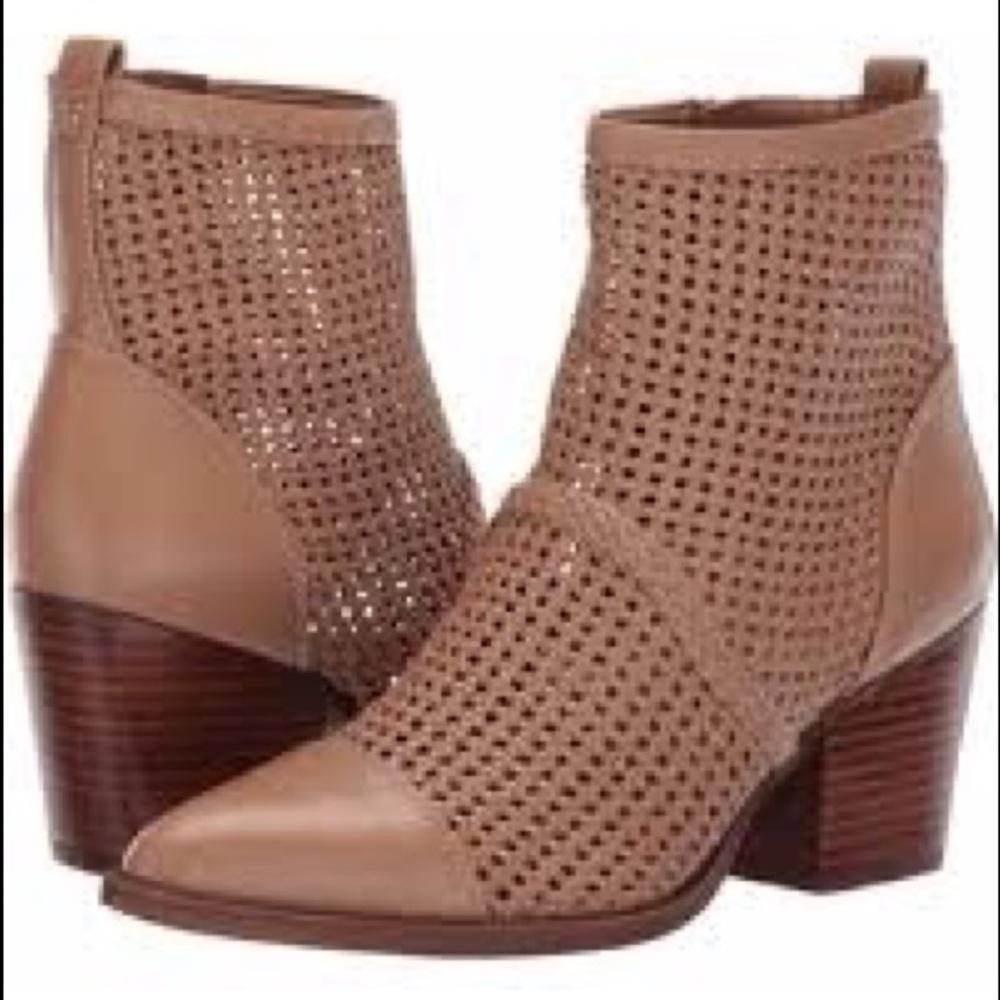 Sam Edelman Elita Ankle Bootie
